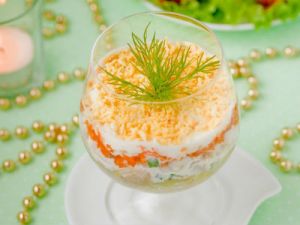 салат с желтком