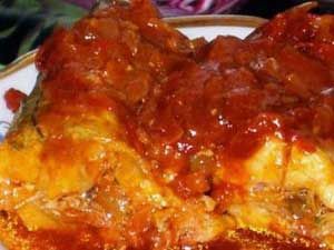 Тушеная щука с овощами